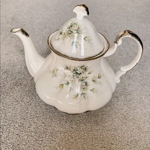 Authentic Paragon “First Love” tea pot